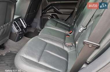 Внедорожник / Кроссовер Porsche Cayenne 2013 в 