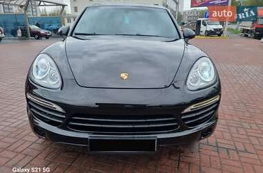 Внедорожник / Кроссовер Porsche Cayenne 2013 в 