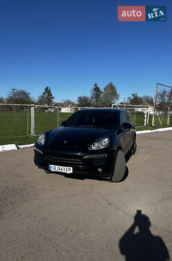 Внедорожник / Кроссовер Porsche Cayenne 2010 в 