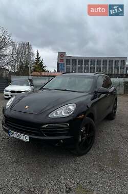 Porsche Cayenne 2011