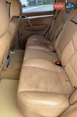 Внедорожник / Кроссовер Porsche Cayenne 2009 в 