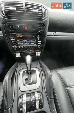 Внедорожник / Кроссовер Porsche Cayenne 2009 в 