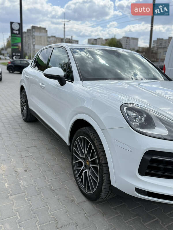 Внедорожник / Кроссовер Porsche Cayenne 2018 в Хмельницком