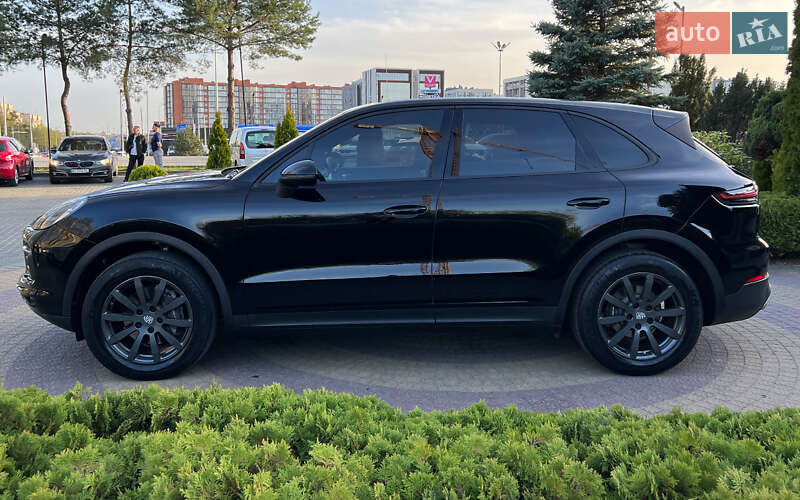 Внедорожник / Кроссовер Porsche Cayenne 2018 в Львове
