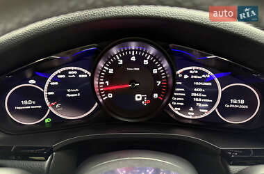 Внедорожник / Кроссовер Porsche Cayenne 2019 в 