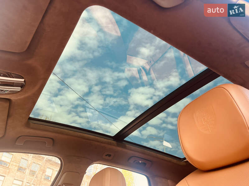 Позашляховик / Кросовер Porsche Cayenne 2022 в Києві