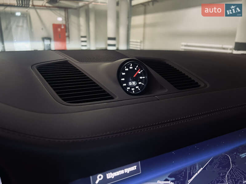 Позашляховик / Кросовер Porsche Cayenne 2022 в Києві