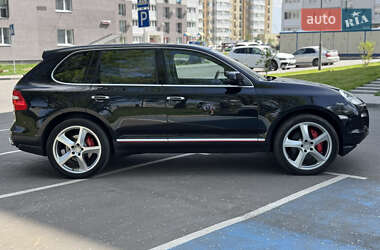 Позашляховик / Кросовер Porsche Cayenne 2009 в 