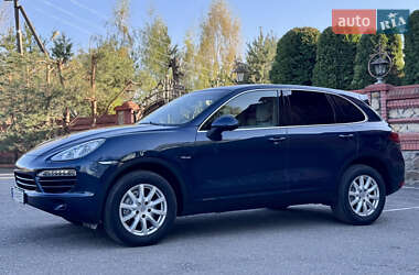 Внедорожник / Кроссовер Porsche Cayenne 2011 в 