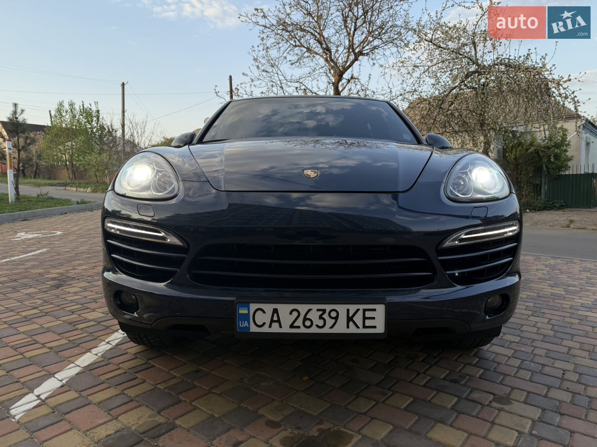 2011 Porsche Cayenne - мініатюра 2
