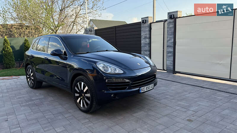 Внедорожник / Кроссовер Porsche Cayenne 2013 в Кропивницком