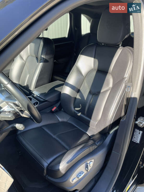 Внедорожник / Кроссовер Porsche Cayenne 2017 в Черкассах фото 14 Внедорожник / Кроссовер Porsche Cayenne 2017 в Черкассах