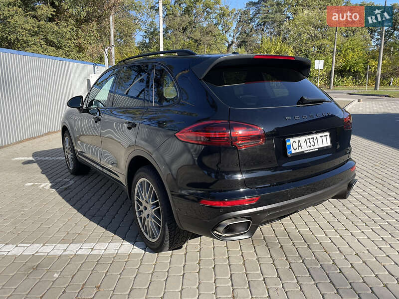 Внедорожник / Кроссовер Porsche Cayenne 2017 в Черкассах фото 24 Внедорожник / Кроссовер Porsche Cayenne 2017 в Черкассах