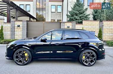 Позашляховик / Кросовер Porsche Cayenne 2018 в 