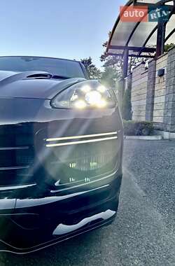 Позашляховик / Кросовер Porsche Cayenne 2018 в 