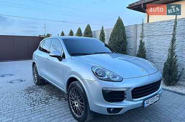 Внедорожник / Кроссовер Porsche Cayenne 2018 в 