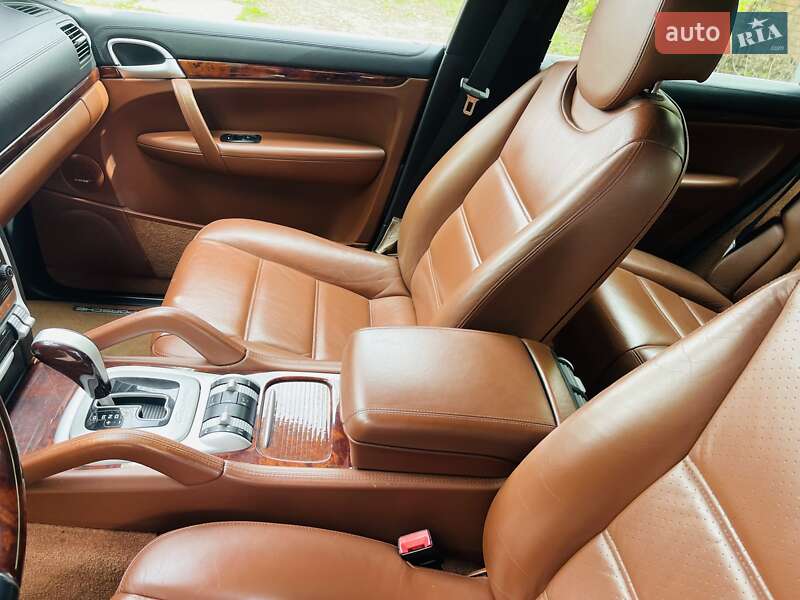 Позашляховик / Кросовер Porsche Cayenne 2008 в Києві
