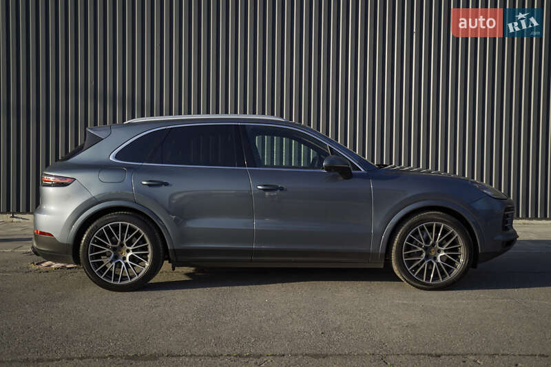 Внедорожник / Кроссовер Porsche Cayenne 2019 в Харькове