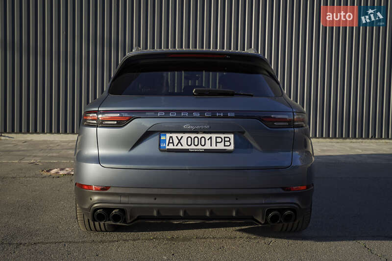 Внедорожник / Кроссовер Porsche Cayenne 2019 в Харькове
