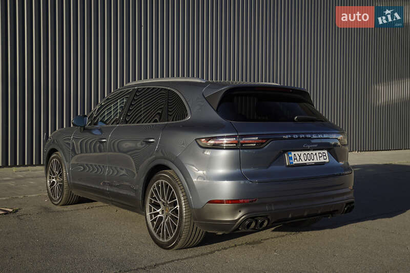 Внедорожник / Кроссовер Porsche Cayenne 2019 в Харькове