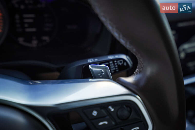 Внедорожник / Кроссовер Porsche Cayenne 2019 в Харькове