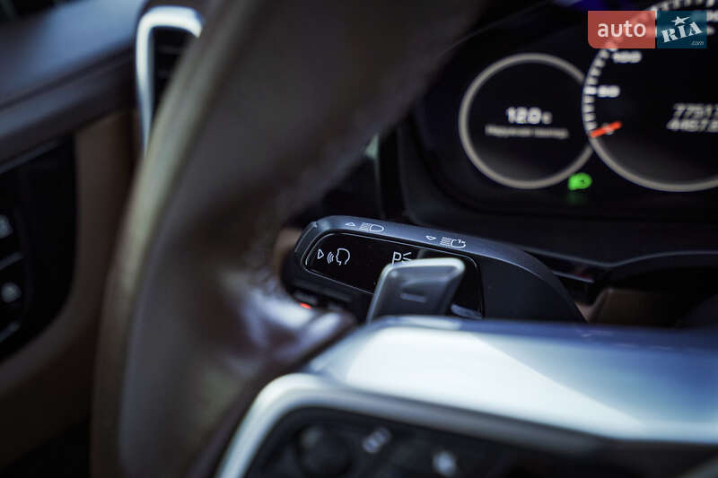 Внедорожник / Кроссовер Porsche Cayenne 2019 в Харькове