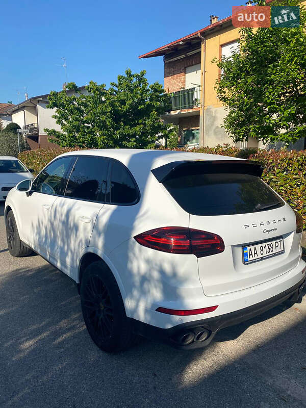 Porsche Cayenne 2017