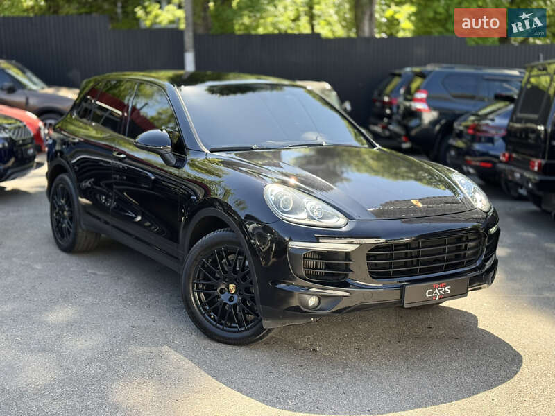 Porsche Cayenne 2016