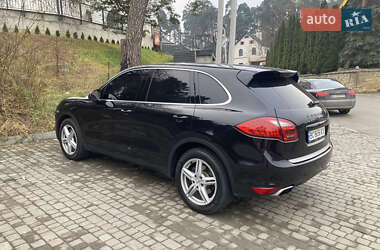 Позашляховик / Кросовер Porsche Cayenne 2010 в 