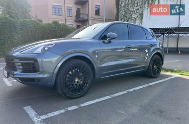 Позашляховик / Кросовер Porsche Cayenne 2017 в 
