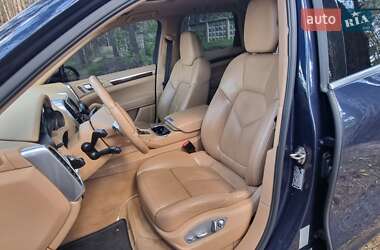Внедорожник / Кроссовер Porsche Cayenne 2011 в 