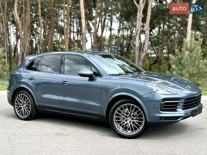Внедорожник / Кроссовер Porsche Cayenne 2018 в Киеве