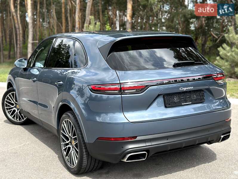 Внедорожник / Кроссовер Porsche Cayenne 2018 в Киеве