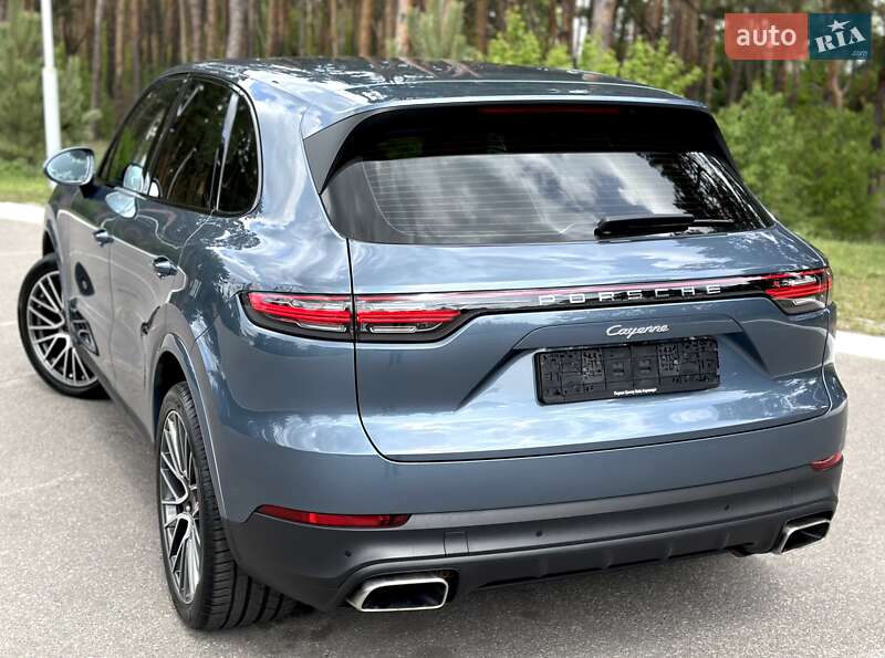 Внедорожник / Кроссовер Porsche Cayenne 2018 в Киеве