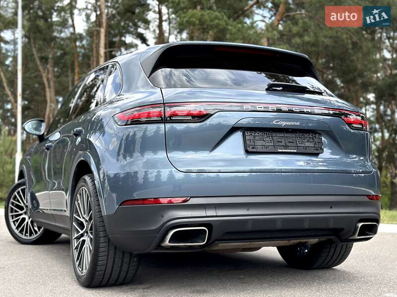 Внедорожник / Кроссовер Porsche Cayenne 2018 в Киеве