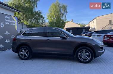 Позашляховик / Кросовер Porsche Cayenne 2012 в 