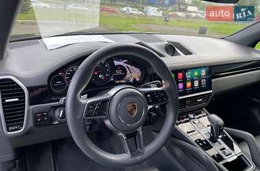 Позашляховик / Кросовер Porsche Cayenne 2019 в 