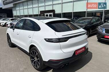 Позашляховик / Кросовер Porsche Cayenne 2019 в 