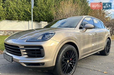 Позашляховик / Кросовер Porsche Cayenne 2018 в Києві
