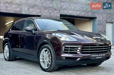 Позашляховик / Кросовер Porsche Cayenne 2018 в 