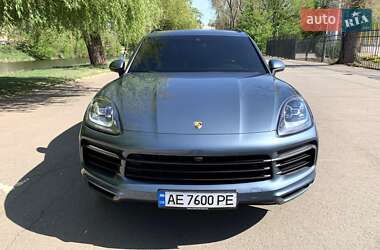 Внедорожник / Кроссовер Porsche Cayenne 2019 в 