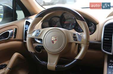 Внедорожник / Кроссовер Porsche Cayenne 2013 в 