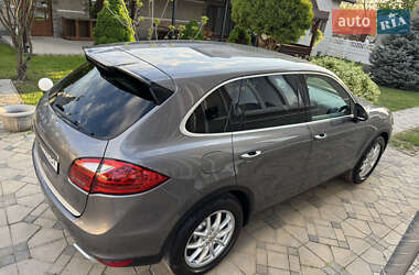 Внедорожник / Кроссовер Porsche Cayenne 2010 в 