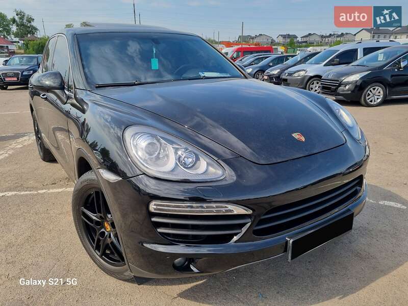 Внедорожник / Кроссовер Porsche Cayenne 2013 в Ровно