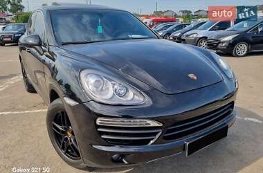 Внедорожник / Кроссовер Porsche Cayenne 2013 в 