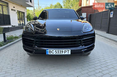 Позашляховик / Кросовер Porsche Cayenne 2019 в 