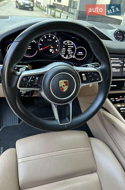 Позашляховик / Кросовер Porsche Cayenne 2019 в 