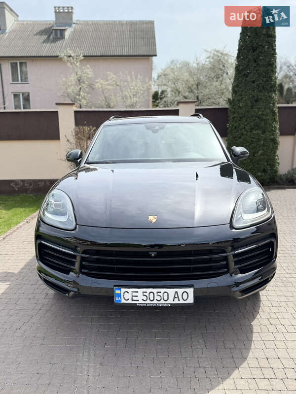 Внедорожник / Кроссовер Porsche Cayenne 2018 в Черновцах