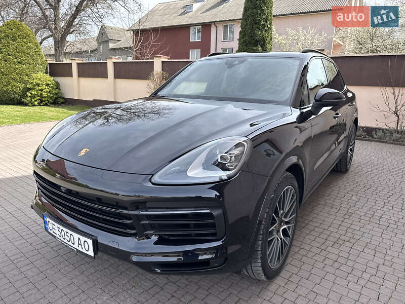 Внедорожник / Кроссовер Porsche Cayenne 2018 в Черновцах