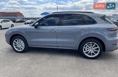 Внедорожник / Кроссовер Porsche Cayenne 2019 в 